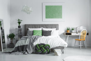 Jaspa Herington Black Low & Soft Pillow